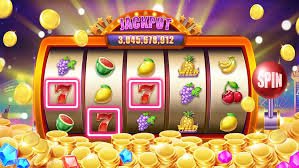 Màn hình esports với các đội thi đấu chuyên nghiệp
