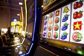 Máy nổ hũ jackpot với số tiền thưởng khổng lồ trên màn hình